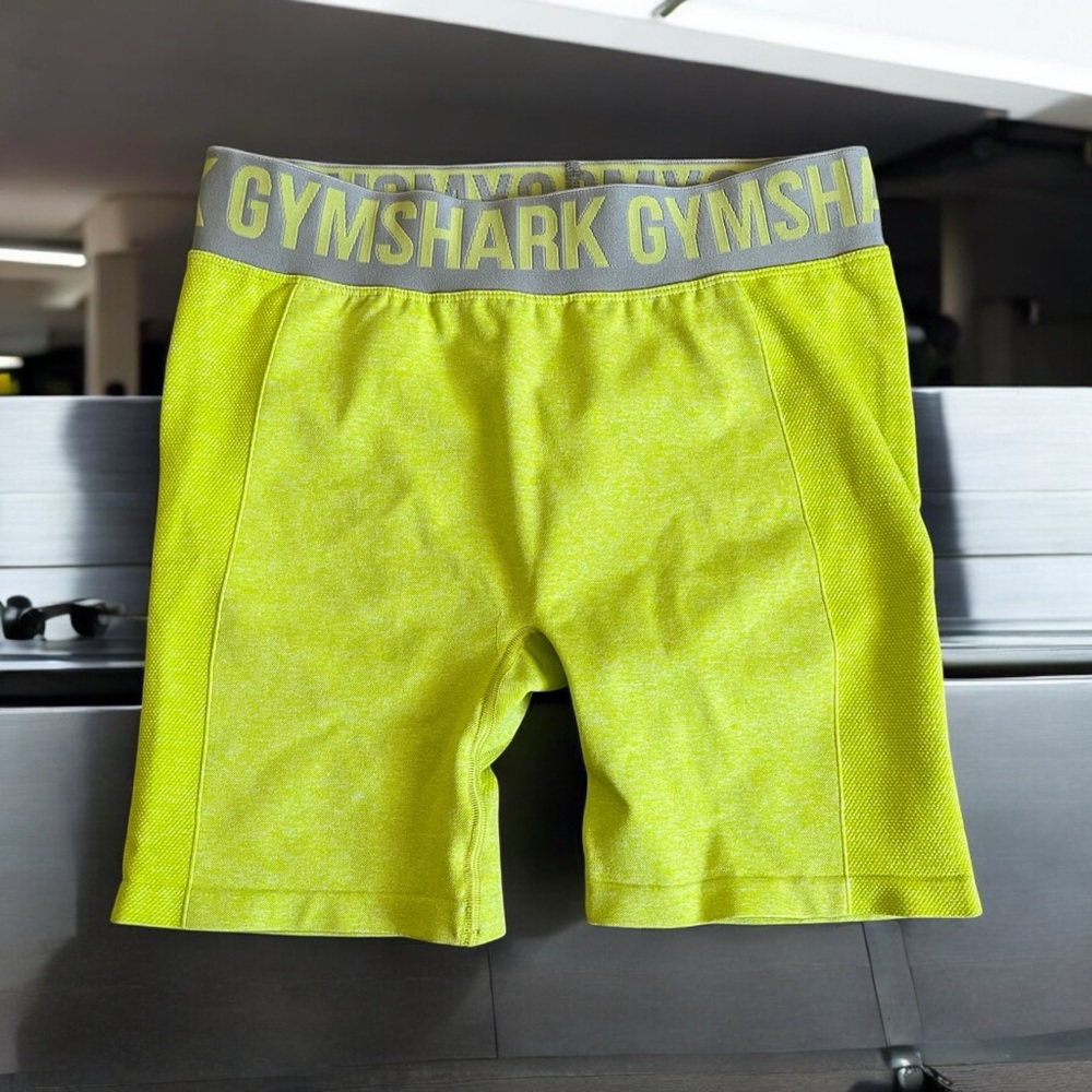Gymshark‎ Womens Large Neon Yellow Compression Shorts